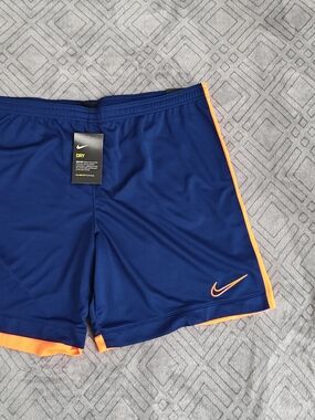 Nike Men’s Dri-Fit Academy Blue Athletic Soccer Shorts AJ9994-492 Size XL